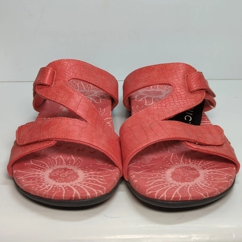 Vionic nwt laurel